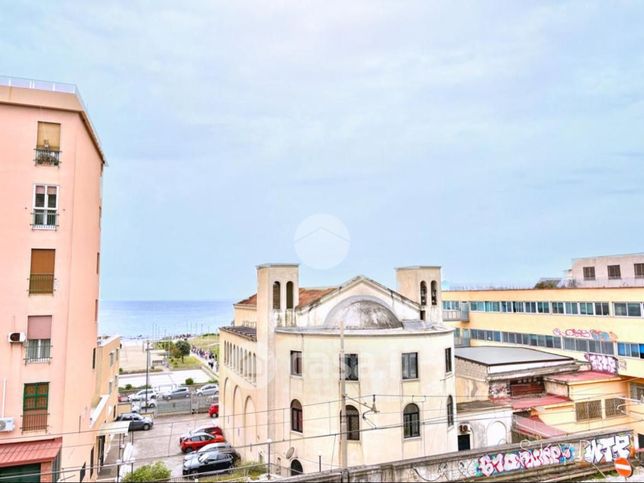 Appartamento in residenziale in Via Amedeo Maiuri 33