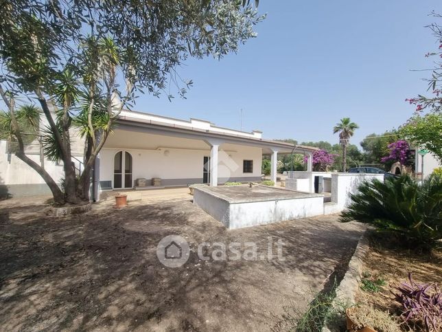 Villa in residenziale in Via Comunale Oria - Ostuni