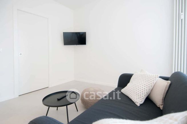 Appartamento in residenziale in Strada Statale 9 Via Emilia 20 -16