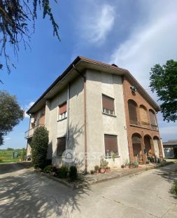 Capannone in commerciale in Via Bruno Buozzi 3