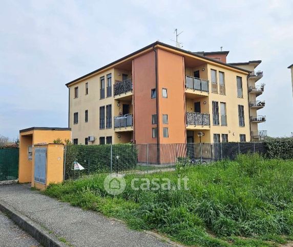 Appartamento in residenziale in Via Sondrio 4