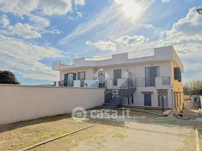 Appartamento in residenziale in Via Carrafiello 11