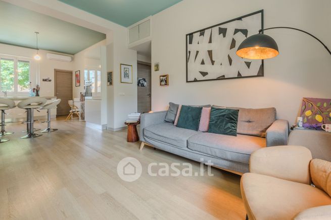 Appartamento in residenziale in Via Fratelli Bandiera 200
