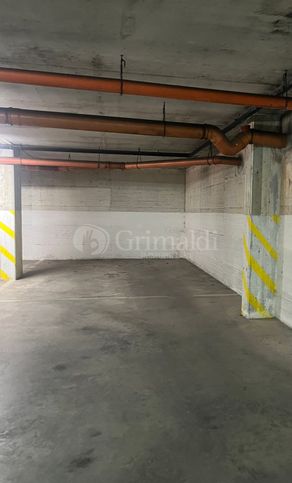 Garage/posto auto in residenziale in Via Trieste