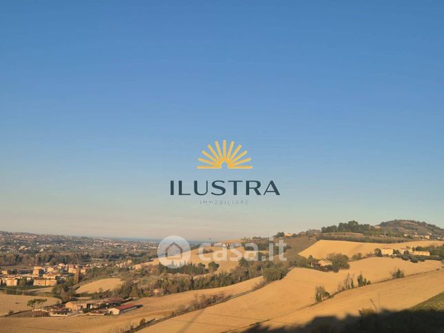 Rustico/casale in residenziale in Contrada Montone
