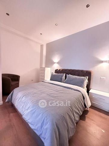 Attivitã /licenza (con o senza mura) in commerciale in Via Benedetto Musolino 19