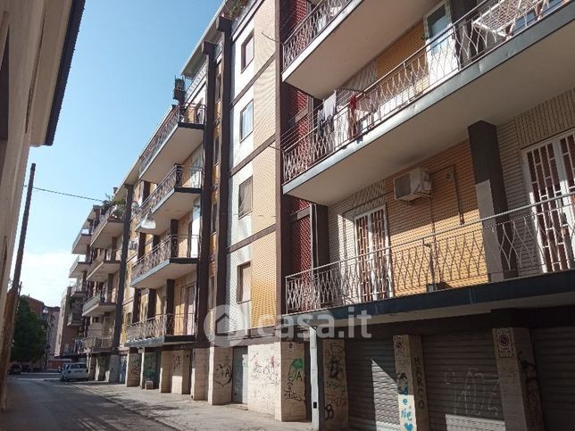 Appartamento in residenziale in Via Governolo