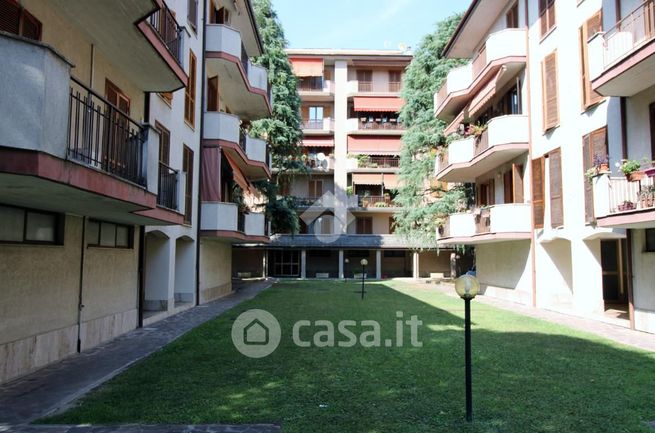 Appartamento in residenziale in Via Luigi Barbieri 15