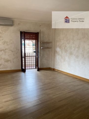 Appartamento in residenziale in Via Castel Guelfo