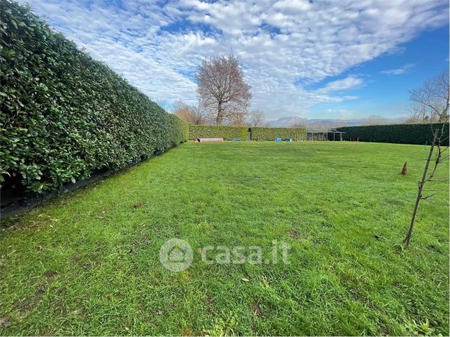 Terreno agricolo in commerciale in Via Salvo D'Acquisto 11