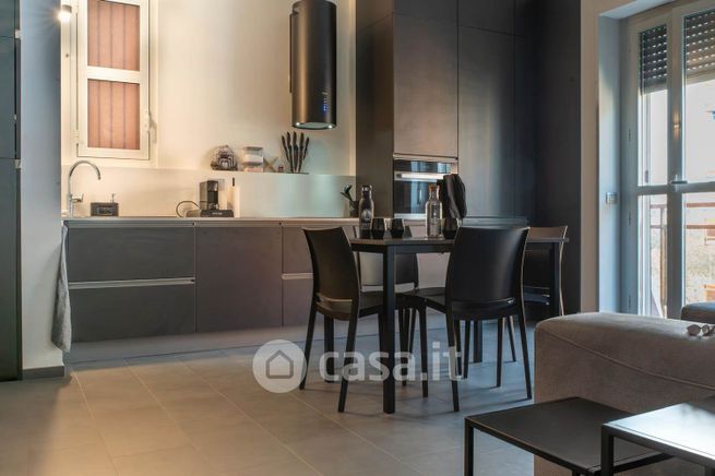 Appartamento in residenziale in Viale Caterina da Forlì 58