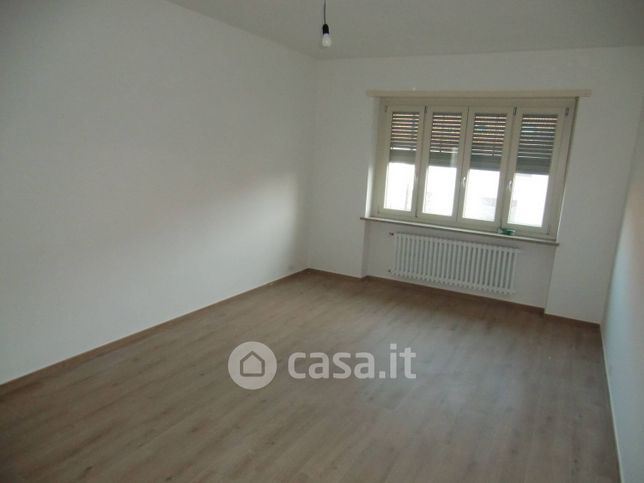Appartamento in residenziale in Via Principe Amedeo 34