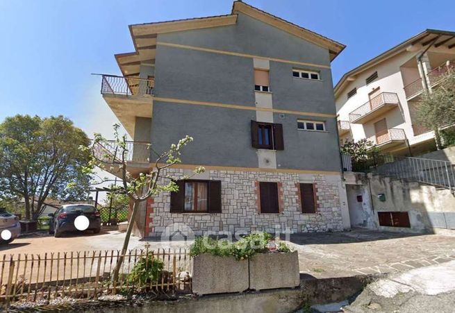 Appartamento in residenziale in Via della Mimosa 11