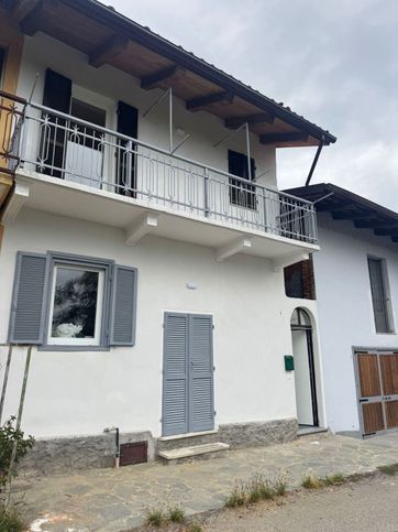Casa indipendente in residenziale in Strada Sabecco 5