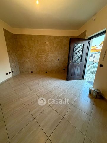 Appartamento in residenziale in Via Aprilia
