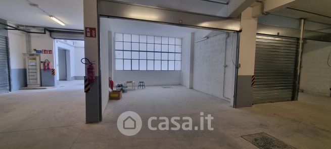 Garage/posto auto in residenziale in Via Cardinale Garampi 88