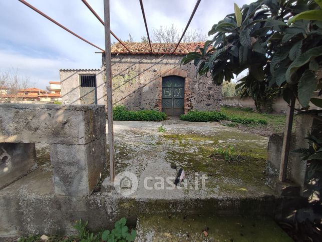 Terreno agricolo in commerciale in Via Giordano Bruno 34