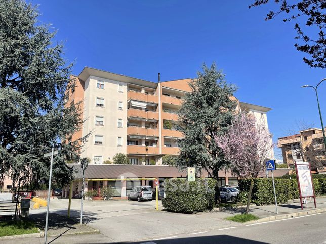 Box/posto auto in residenziale in Via Cardinale Agostino Gaetano Riboldi 47