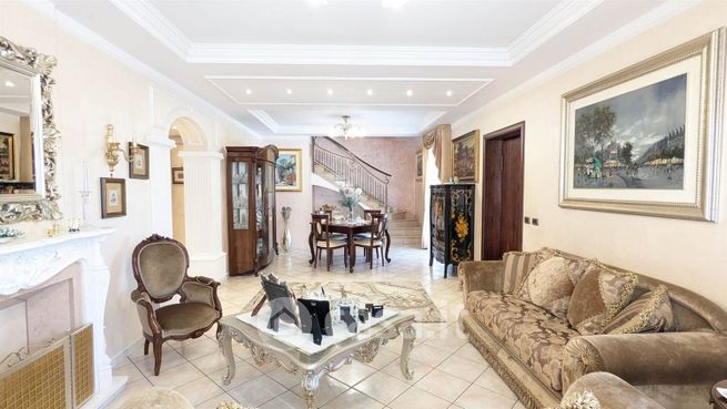 Appartamento in residenziale in Via Salvatore Vigo