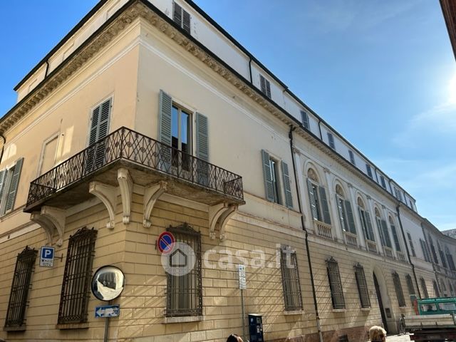 Appartamento in residenziale in Via Severoli 33