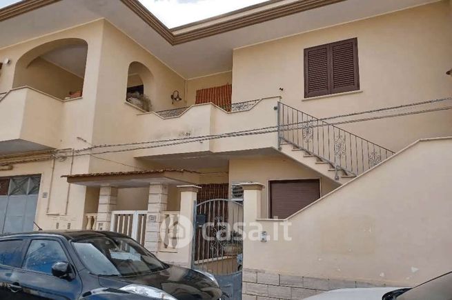 Casa indipendente in residenziale in Via Donatello 22