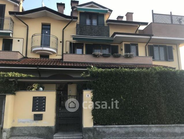 Appartamento in residenziale in Via Roggia Molina 6