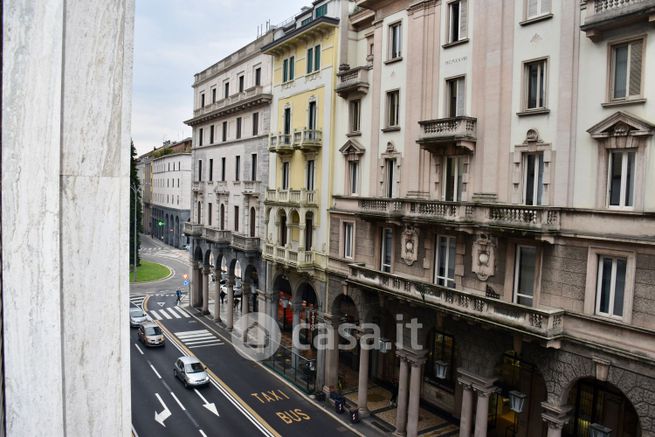 Appartamento in residenziale in Via Walter Marcobi 8