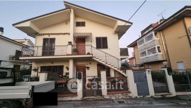 Box/posto auto in residenziale in Via Ruderi Romani
