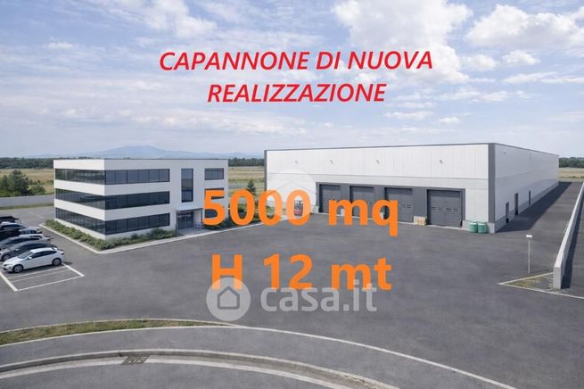 Capannone in commerciale in Via Crema