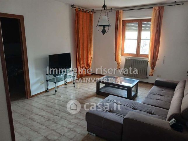 Appartamento in residenziale in Via Canada