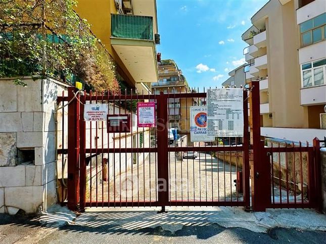 Box/posto auto in residenziale in Via Marcello II