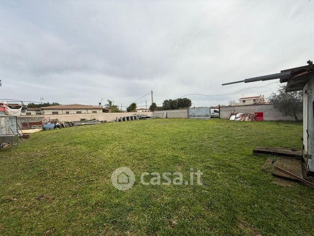 Terreno agricolo in commerciale in Via delle felci