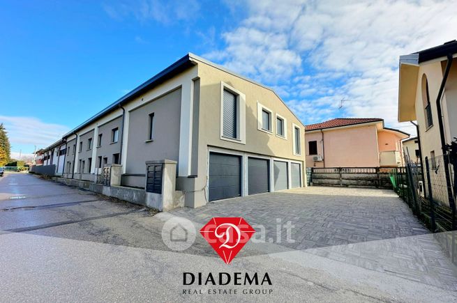 Loft in residenziale in 
