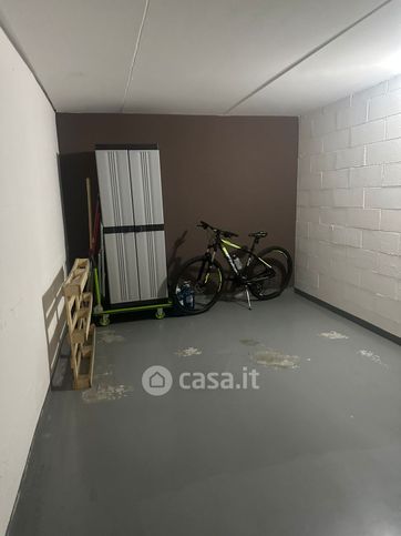 Box/posto auto in residenziale in Viale della Repubblica 28 a