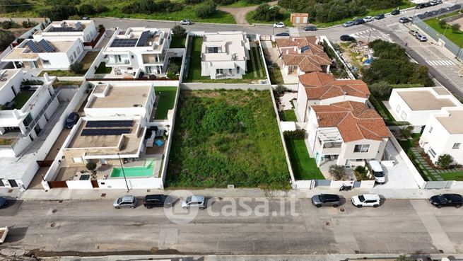 Terreno edificabile in residenziale in Via Antonio Fogazzaro