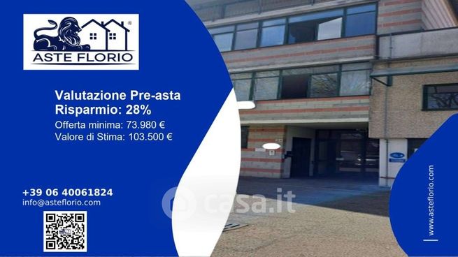 Ufficio in commerciale in Via Damiano Chiesa