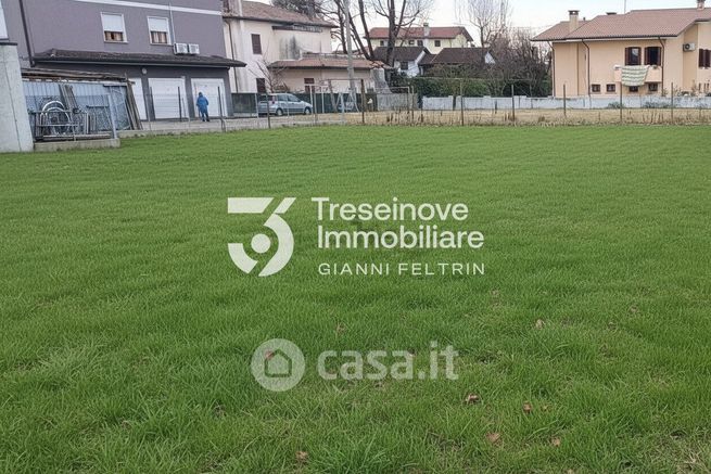 Terreno edificabile in residenziale in Via Aldo Moro