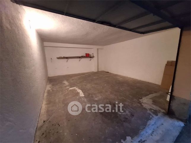 Garage/posto auto in residenziale in 