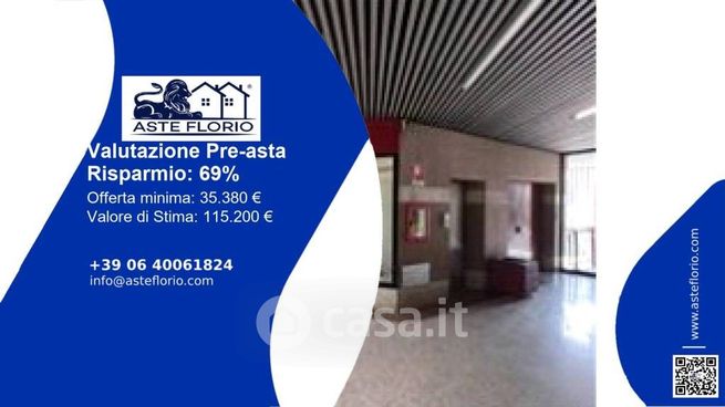 Ufficio in commerciale in Via Filzi 4