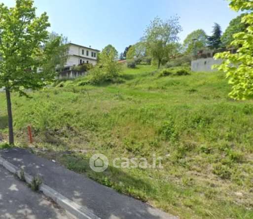Terreno edificabile in residenziale in Via Emilio Alessandrini