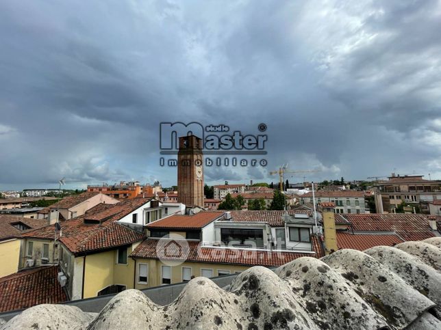 Appartamento in residenziale in Piazza Santa Maria Maggiore 10