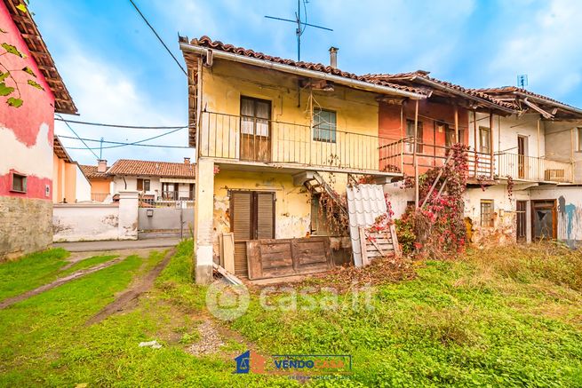 Rustico/casale in residenziale in Via Trento 19