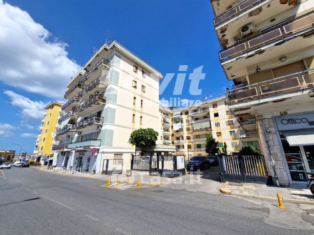 Box/posto auto in residenziale in Via Gennaro Aspreno Galante