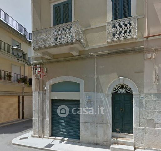 Ufficio in commerciale in Via San Candido 43
