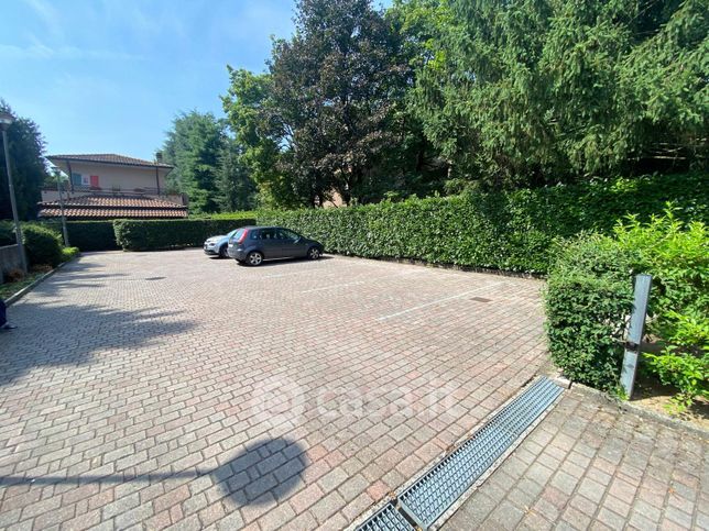 Box/posto auto in residenziale in Via Fiume