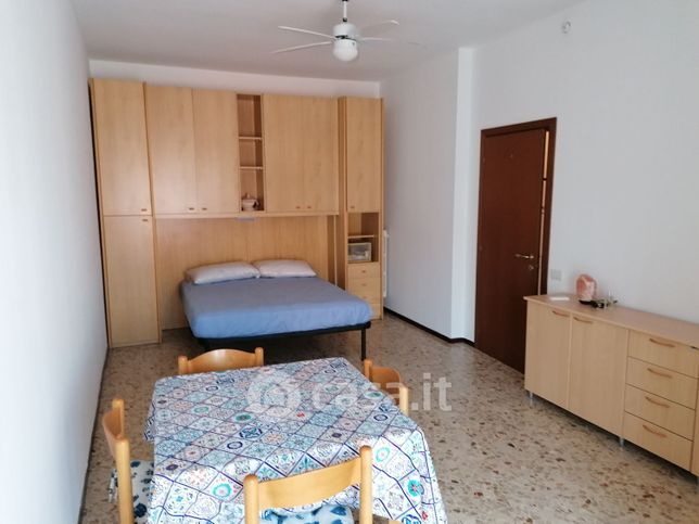 Appartamento in residenziale in Via monte cornagera