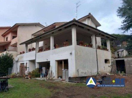 Appartamento in residenziale in Strada Valle Prato 8
