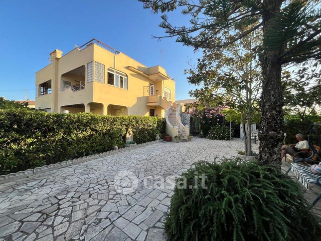 Appartamento in residenziale in Via delle Castalidi