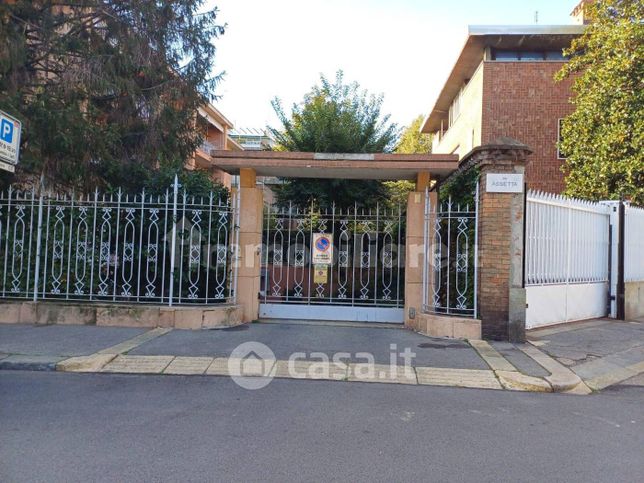 Box/posto auto in residenziale in Via Assietta 21