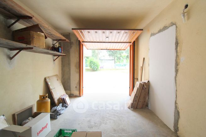 Box/posto auto in residenziale in Via Andrea di Bonaiuto